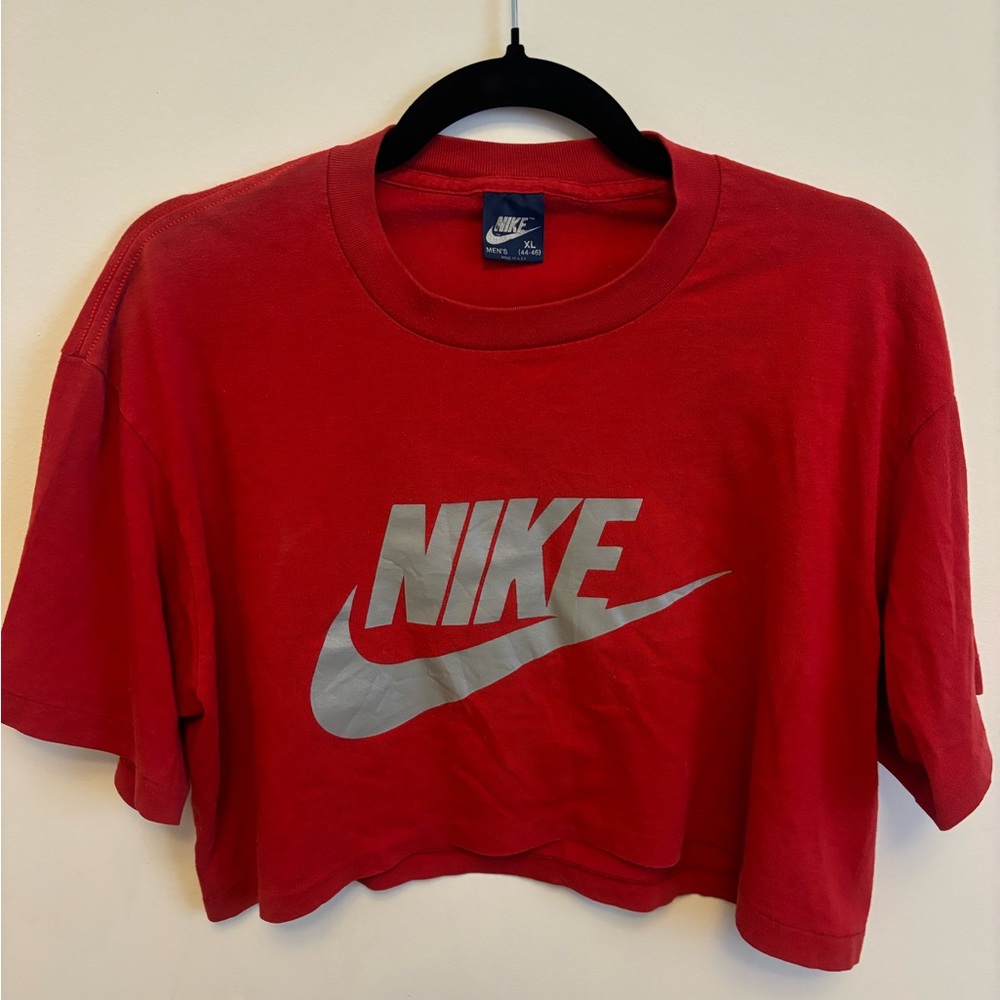 Cropped Vintage Nike Tee